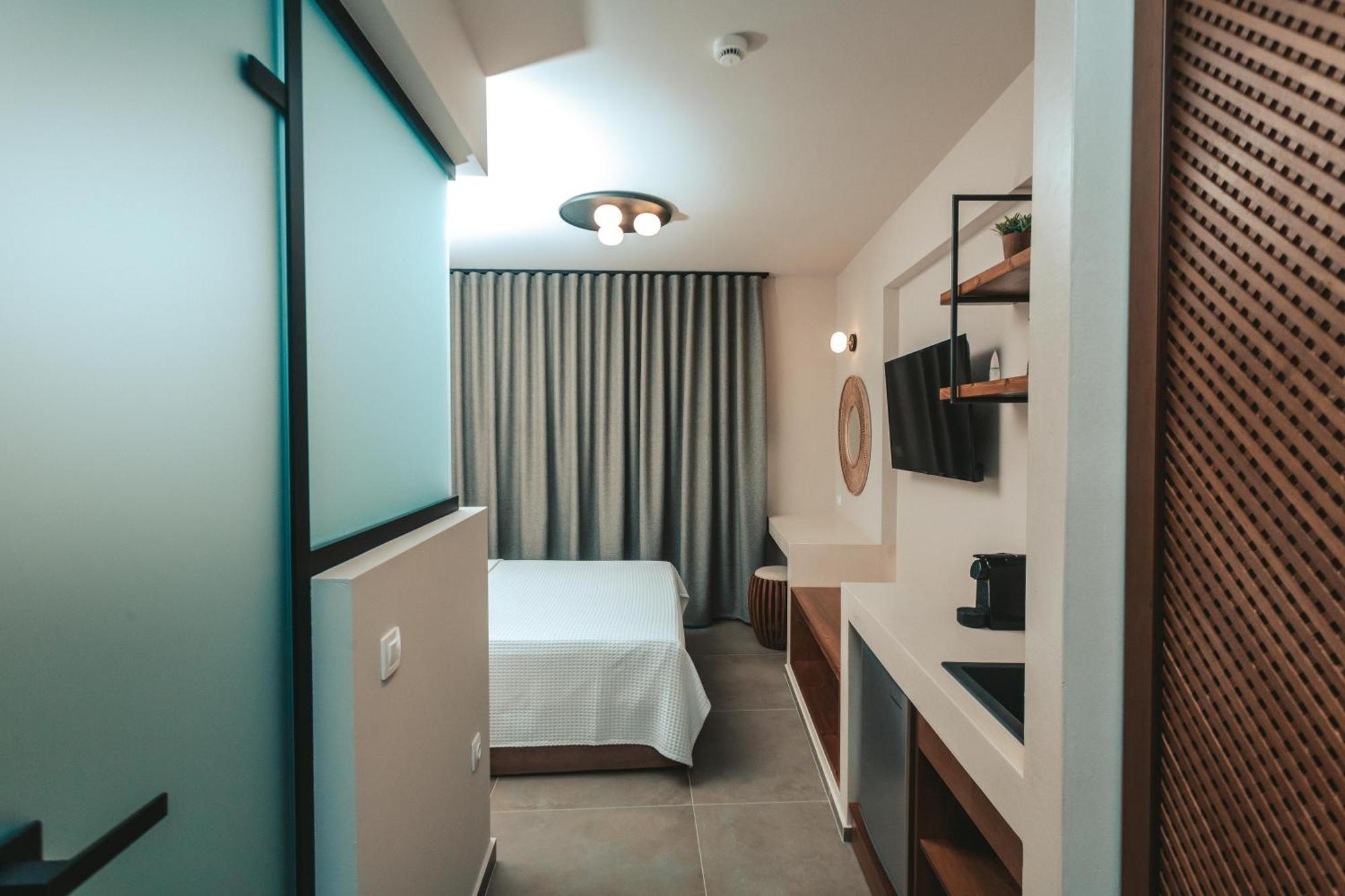 Amoessa Boutique - Adults Only Hotel Polychrono Phòng bức ảnh